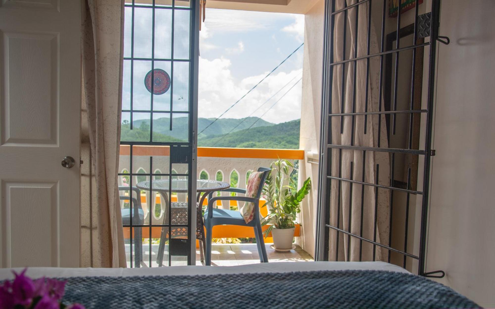 Mountain View Apartments Gros Islet Extérieur photo
